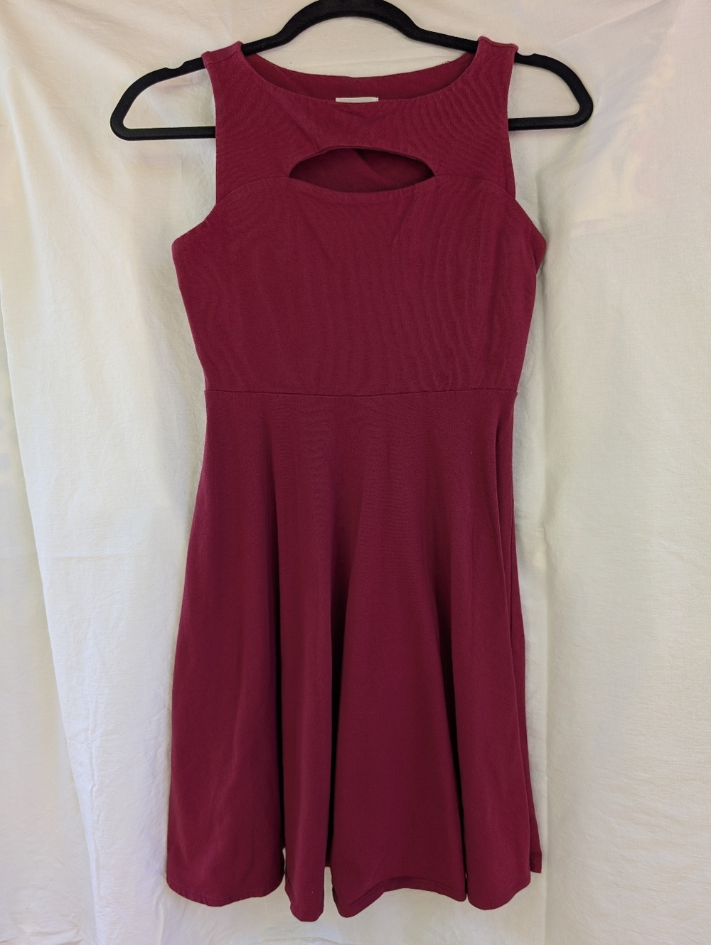 Xhilaration Knit Fit & Flare Sleeveless Dress Keyhole Cotton Maroon Sz S